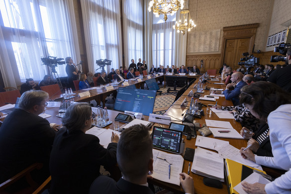 Ünnepi bónusz a bírósági dolgozóknak