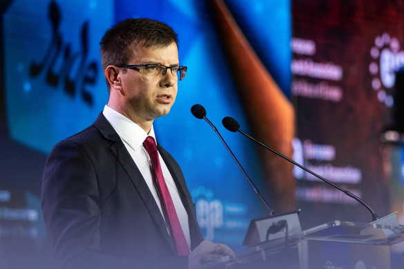 "Az antiszemitizmus elleni harcban alkalmazkodni kell az új környezethez"