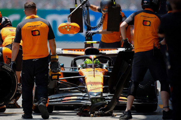 Brazil Nagydíj: Norris indulhat az első rajthelyről a sprintfutamon