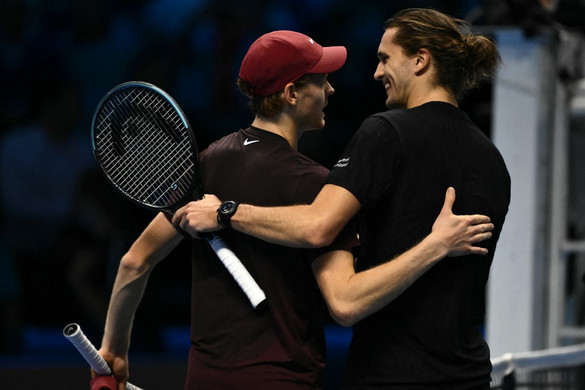 Fotó: MARCO BERTORELLO / AFP Tenisz: a címvédő Sinner már elődöntős