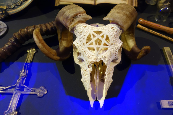 A hatalom és az ismétlődő hibák története