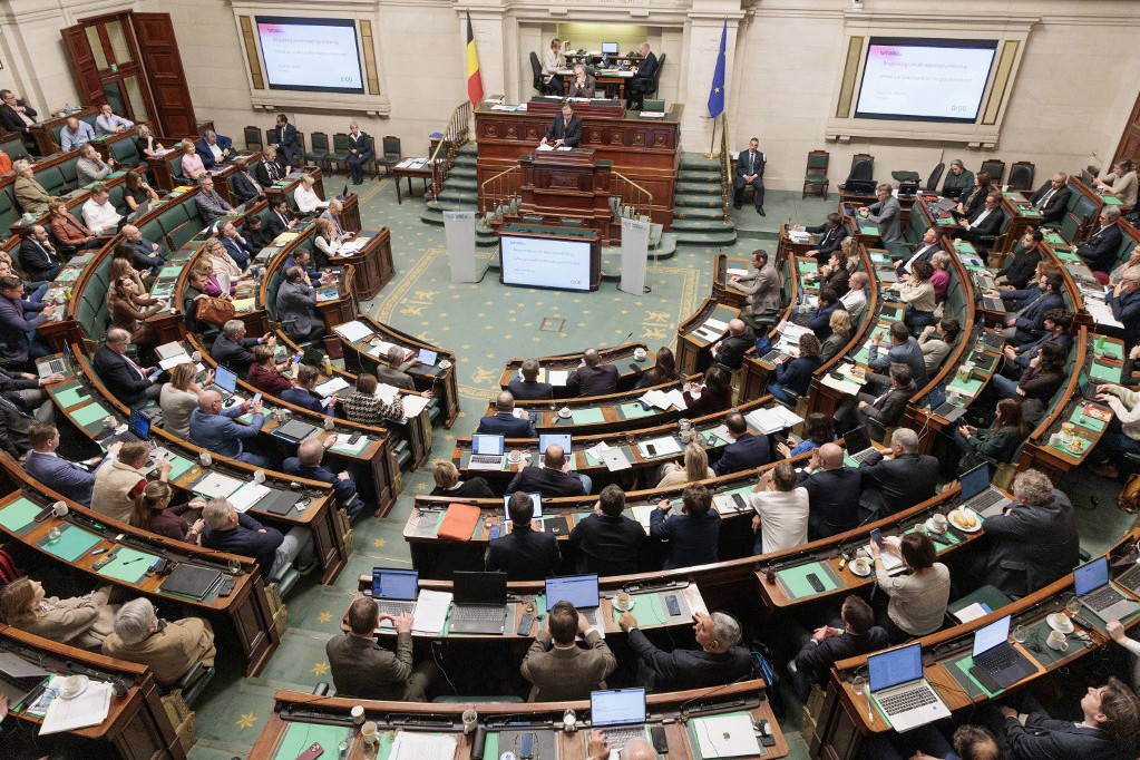 Az EU diplomatái szerint Brüsszel „lenyúlja” az orosz vagyon hasznát