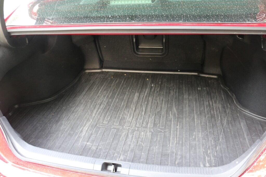 Toyota Camry csomagtartó