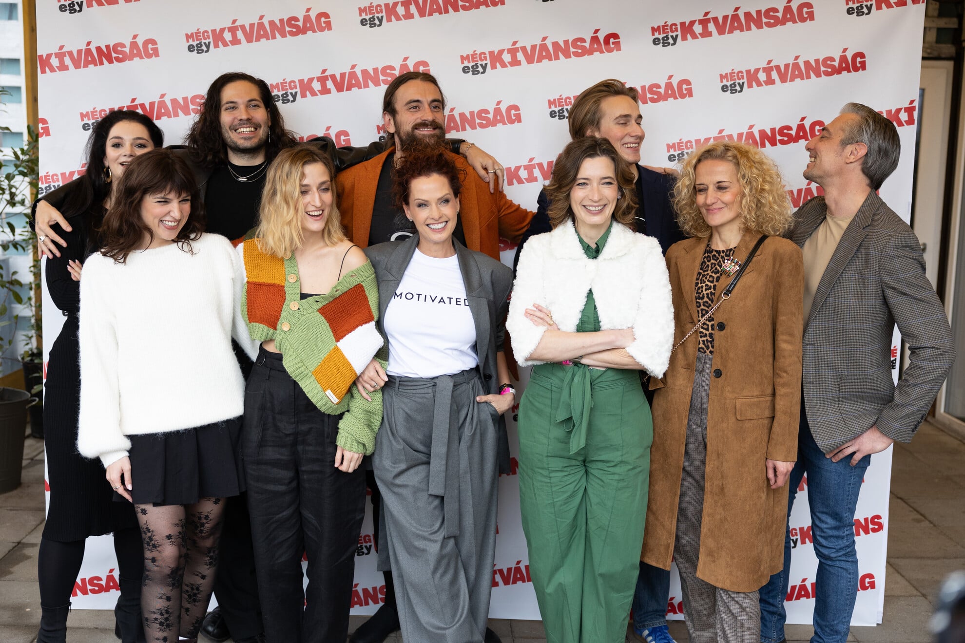 A stáb jelentős része