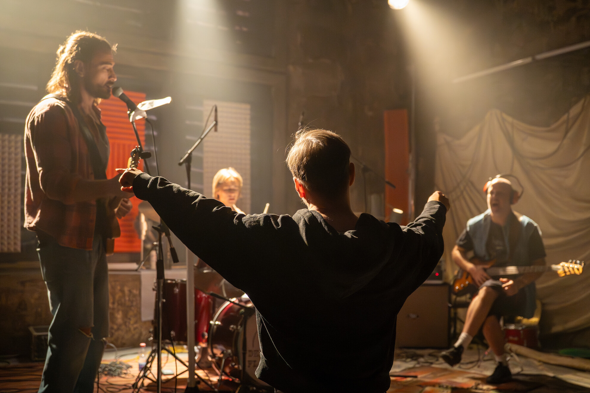 A Még egy kívánság című filmben szereplő rock zenekar, a Dead Flamingos