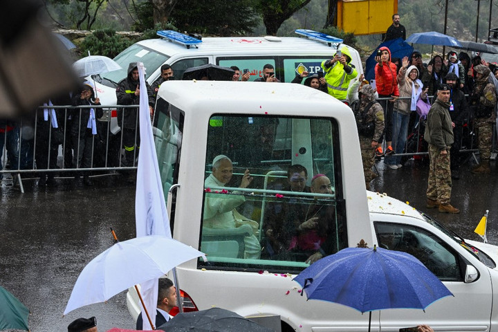 Fotó: AFP/Joseph Eid Libanonba látogatott XIV. Leó pápa