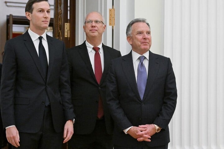 Miamiban alapozhatják meg a békét