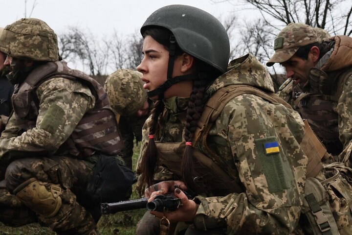 Több mint száz összecsapás egyetlen nap alatt