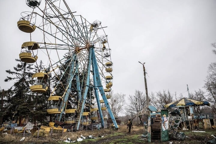 Az orosz hadsereg ukrán hadiüzemeket támadott