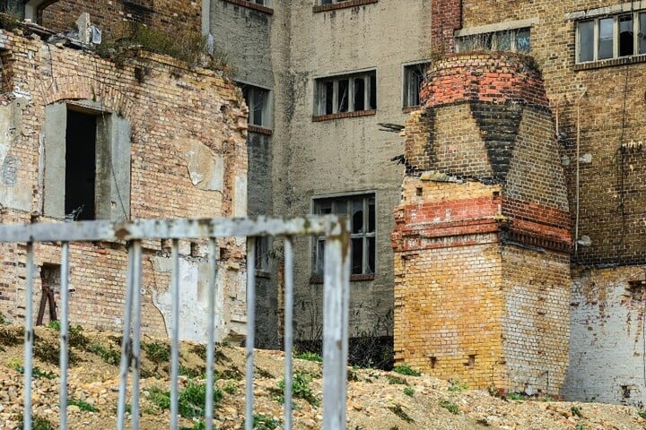 Fotó: AFP/DPA/Heiko Rebsch Pár diák szerint „gyártemető” lett Dél-Szerbia