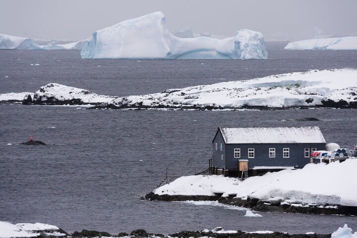 Ukrán sarkkutatók új anomáliát észleltek