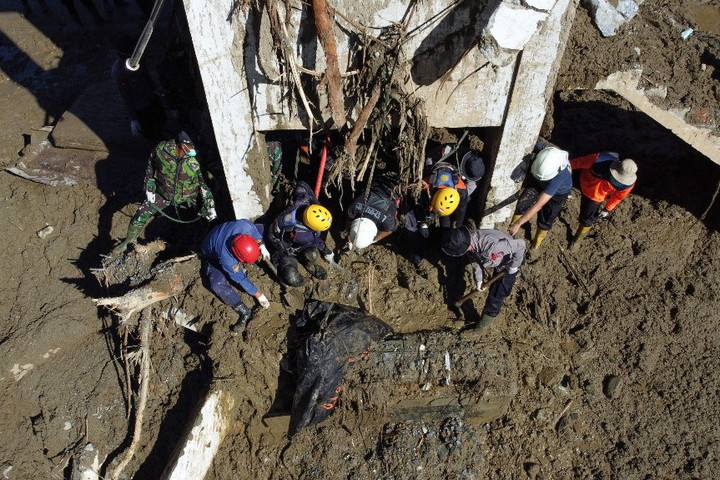 Egyre nő az áldozatok száma