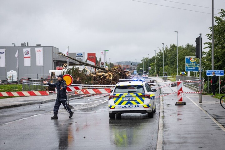 Fenyegető üzeneteket kaptak az iskolák