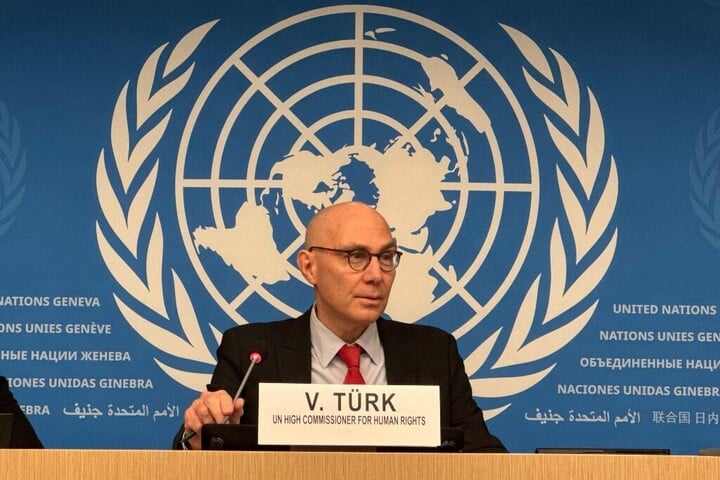 A mianmari junta erőszakkal terelné az embereket az urnákhoz