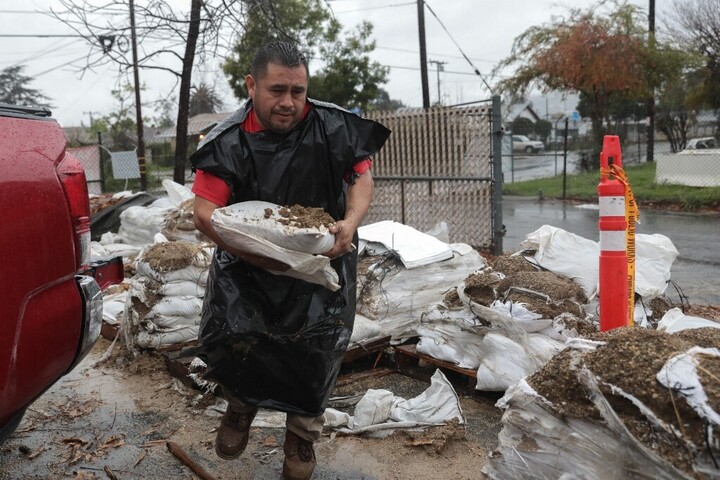Viharos karácsony Kaliforniában: áradások és lavinaveszély