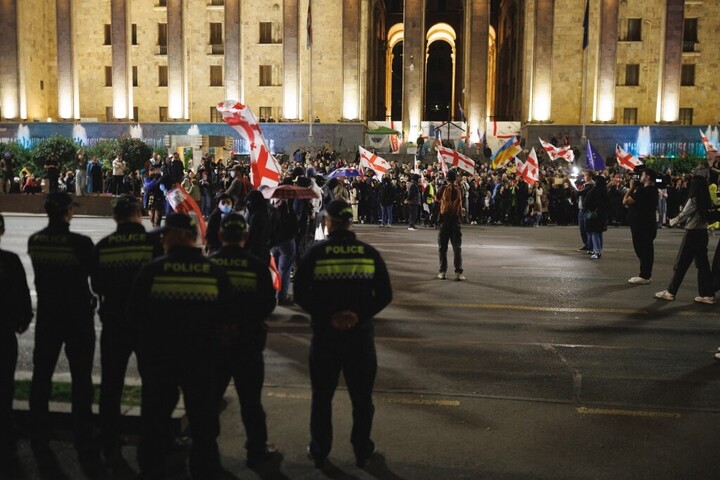 Georgiában őrizetbe vették az egykori védelmi minisztert