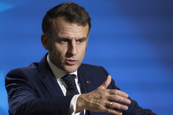 Macron szerint az amerikai beutazási tilalom „megfélemlítés és kényszerítés”