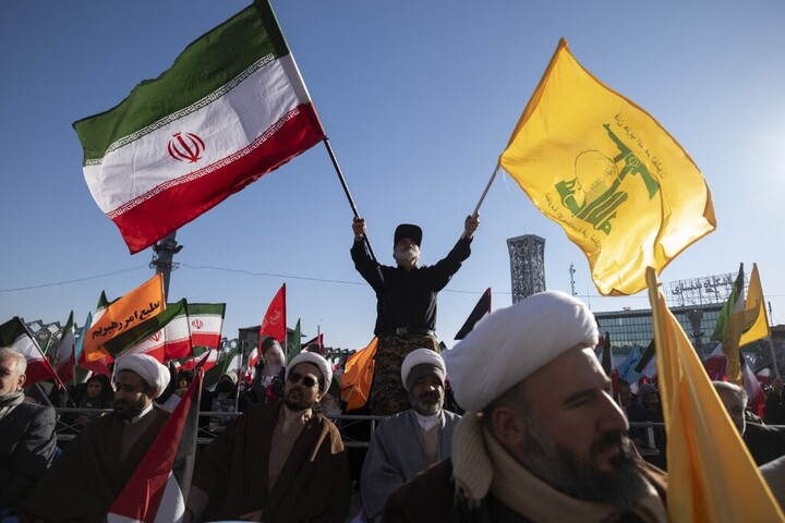 Az iráni igazságszolgáltatás „határozott” fellépéssel fenyegeti a tüntetőket