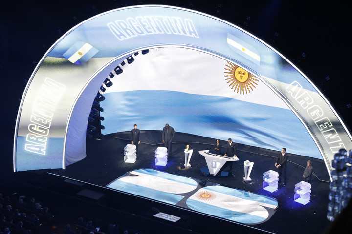 Fotó: DECCIO SERRANO / NurPhoto / NurPhoto via AFP Újonccal is azonos csoportba került a címvédő argentin csapat