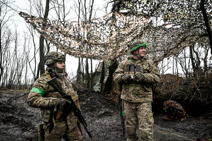 Ukrajna fokozott mozgósítást sürget