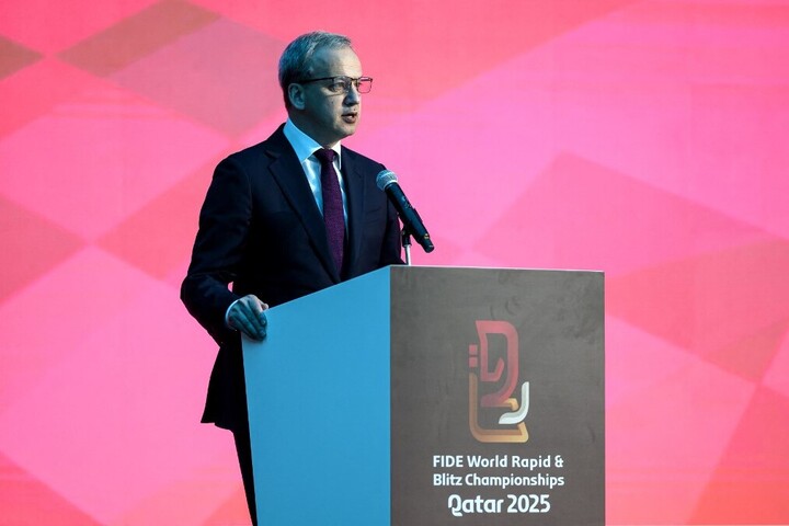 Még nem dőlt el az orosz zászló és himnusz sorsa