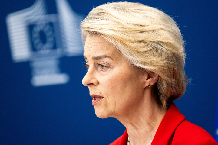 Hogyan erodálódik Ursula von der Leyen ereje?