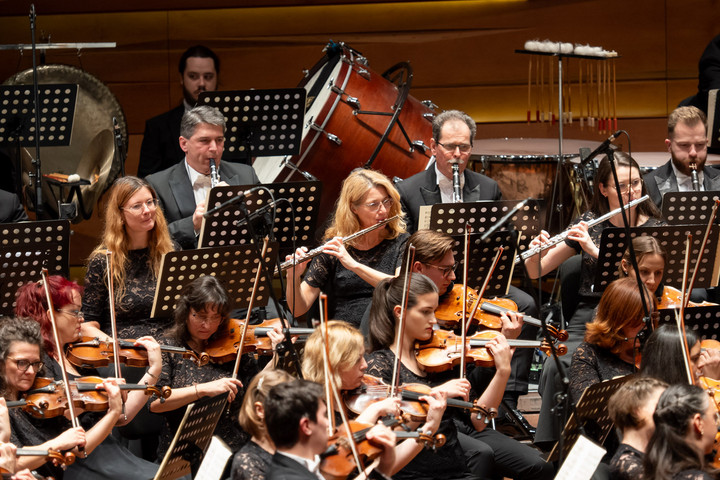 Fotó: Facebook/Pannon Filharmonikusok Családi programok és koncertek a Pannon Filharmonikusok adventi kínálatában