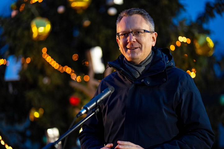 Jövő februárban érkezik a fegyverpénz