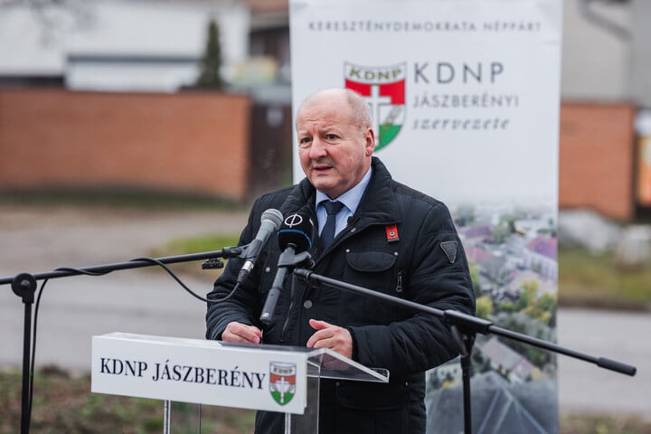 Fotó: Facebook/Simicskó István A kereszténység ember- és nemzetmegtartó erő