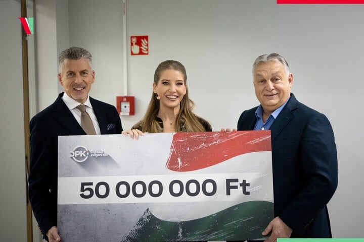 Orbán Viktor firkás pulcsija 50 milliót hozott