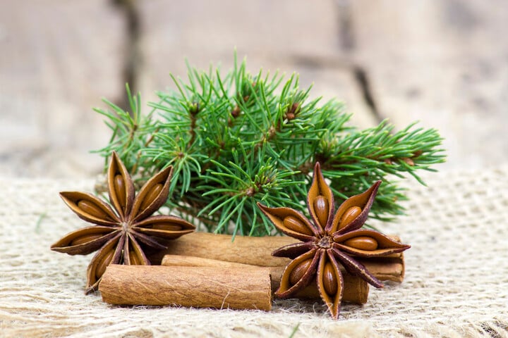 Fotó: NorthFoto Miért lóg egy fahéjas rudacska a karácsonyfán?