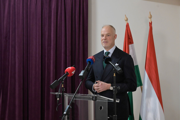 Fotó: MTI/Bruzák Noémi A honvédelmi miniszter szerint a Tisza Párt veszélyt jelent a magyar emberek biztonságára