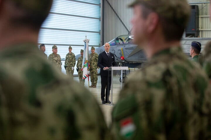 Fotó: MTI/Bús Csaba Megújult a hadsereg az elmúlt évtizedben