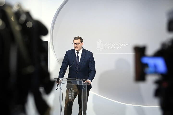 Száz nap alatt már 15 ezer Otthon Start programos hitelt folyósítottak