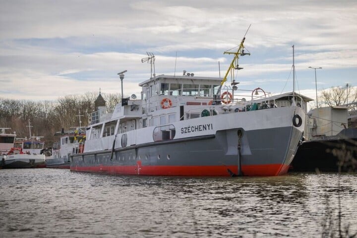 Fotó: ovf.hu Elsőfokú készültségben a jégtörő hajók