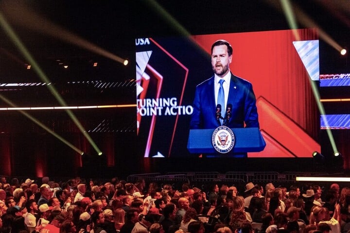 J.D. Vance az amerikai konzervatívok egységének megőrzésére szólított fel