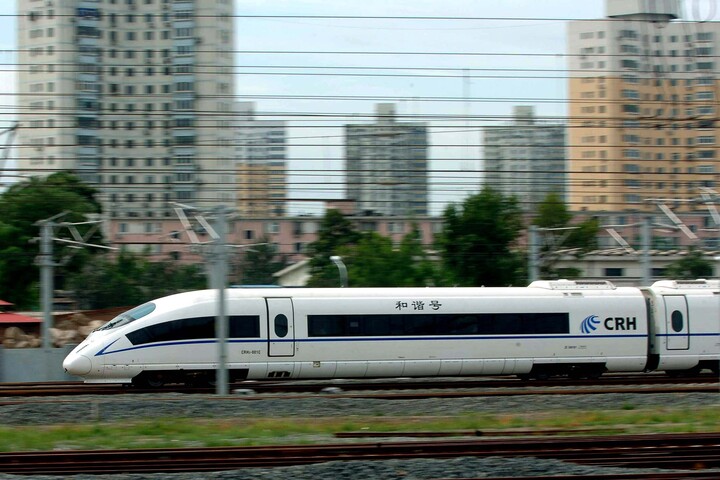 299 kilométer 68 perc alatt