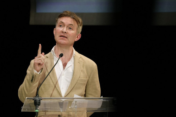 Európa a szakadék szélén