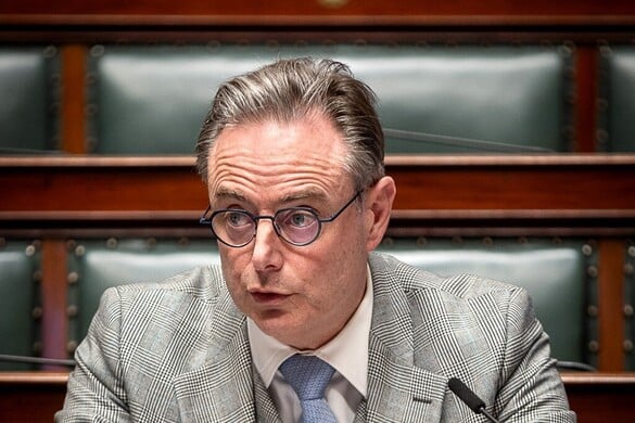 Belgium jogi lépéseket tehet