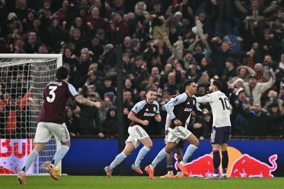 Az Aston Villa legyőzte a Manchester Unitedet