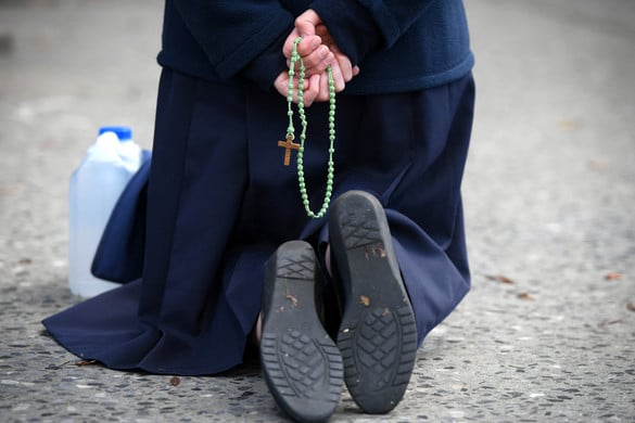 Fotó: AFP/Valentine Chapuis Valótlanul állította egy horvát apáca, hogy megkéselték