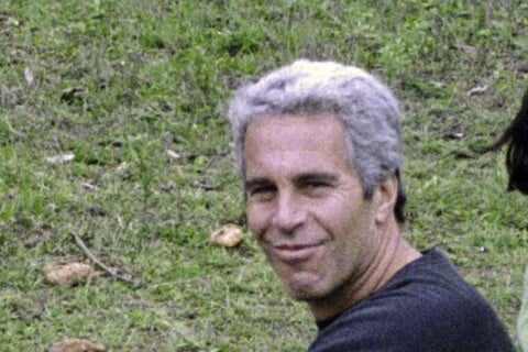 Amerikai bíróság elrendeli néhány Epstein-akták nyilvánosságra hozatalát