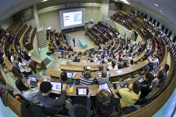 Nagy-Britannia újból csatlakozik az Erasmus-programhoz