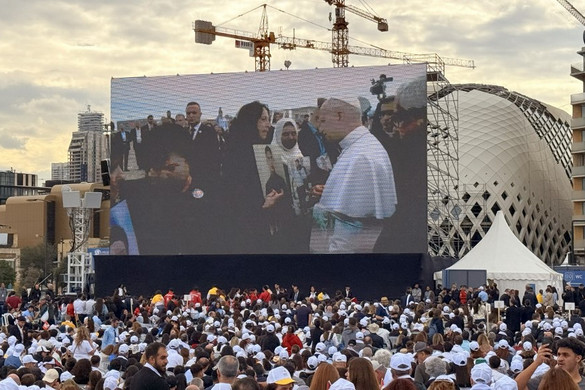 Fotó: AFP/Anadolu/Ethem Emre Ozcan Százötvenezer ember előtt misézett a pápa