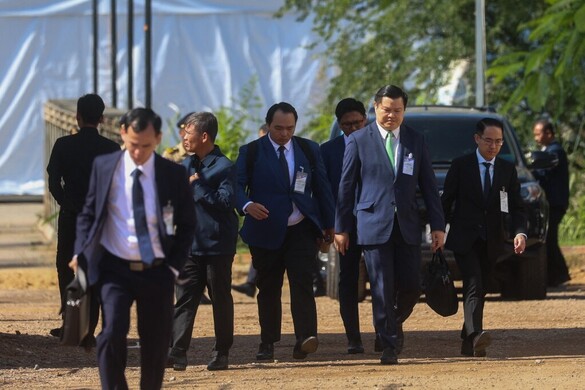 Tűzszüneti megállapodást kötött Thaiföld és Kambodzsa