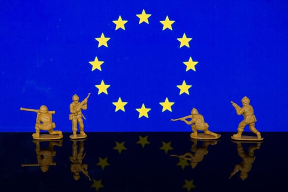 Elfogadták az új védelmi programot