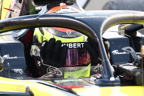 A McLaren szerződtette a Forma-2 bajnokát