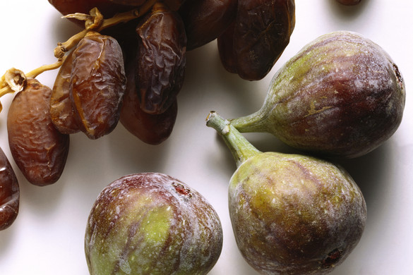 Melyik az egészségesebb a füge vagy a datolya?