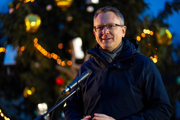 Jövő februárban érkezik a fegyverpénz