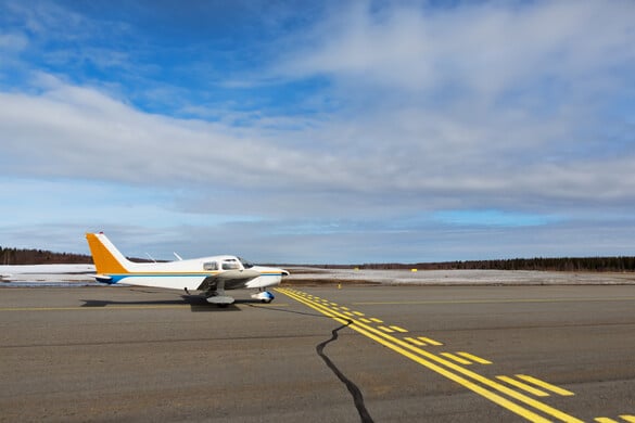 Kényszerleszállás az autópályán + VIDEÓ